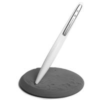 Pininfarina Space Pen aterrizaje lunar